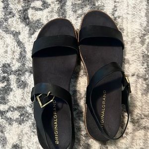 COLE HAAN SHOES NEVER WORN